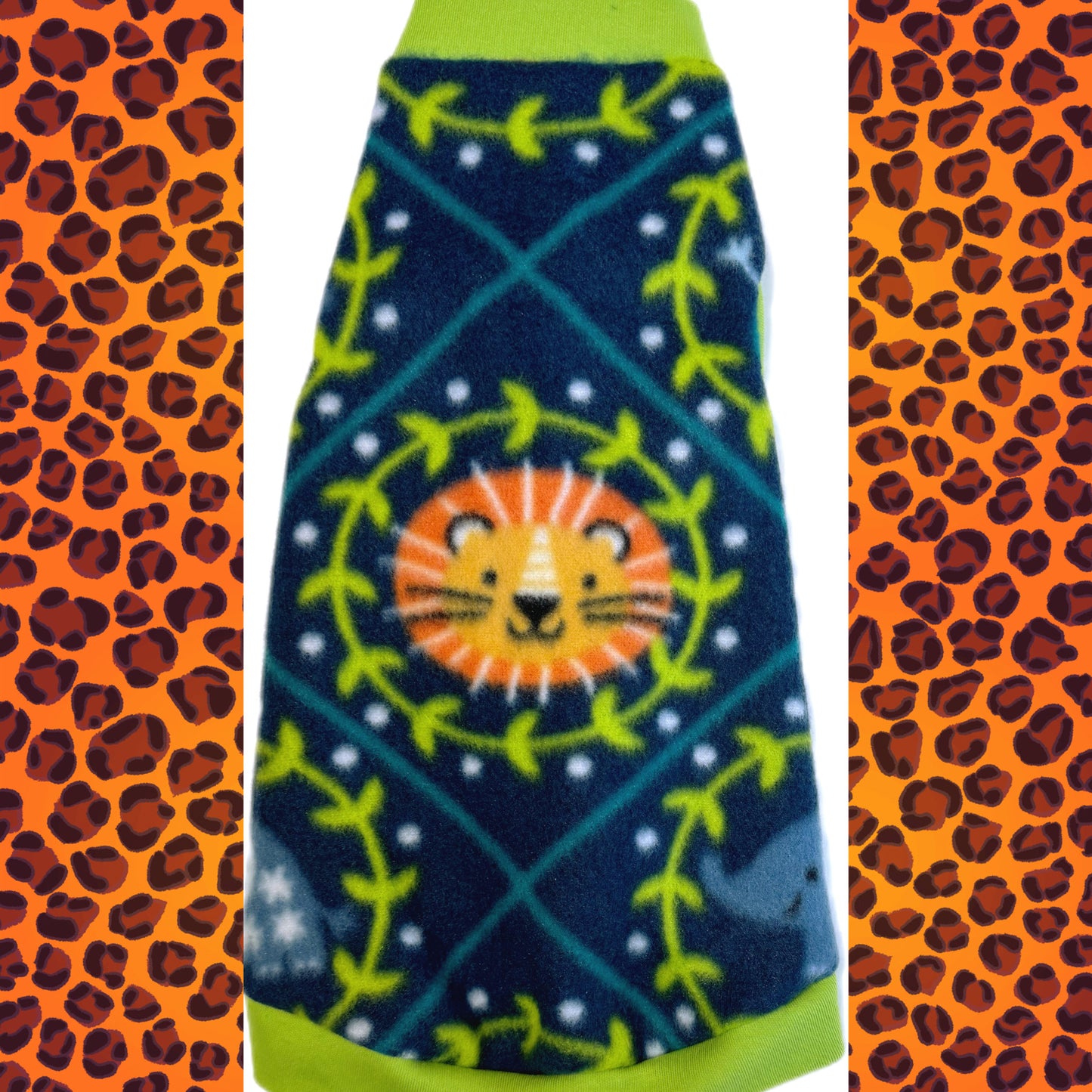 Sphynx cat and kitten fleece shirt. Best sphynx cat clothes, shirts, sweaters. Quality sphynx clothes.