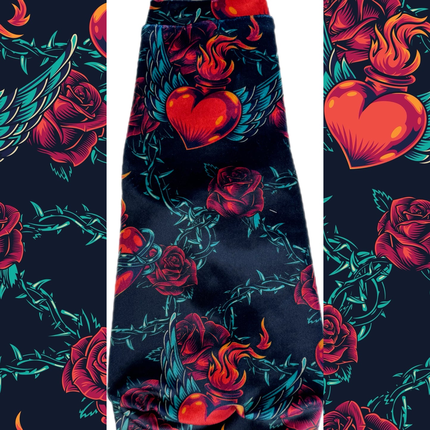 Addicted to Love sphynx cat and kitten valentine's shirt. Best sphynx cat clothes, sweaters and shirts. Hairless cat clothes.
