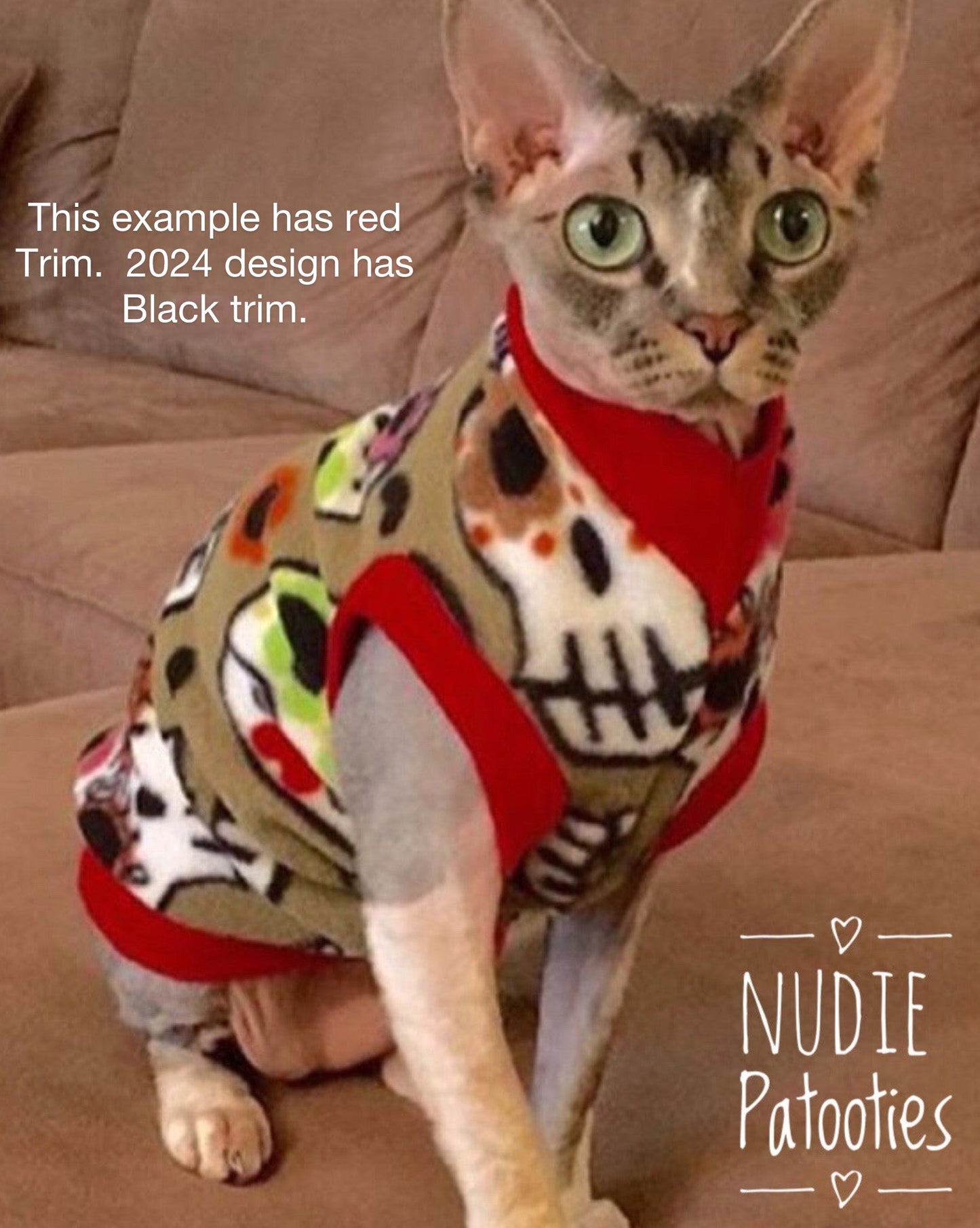 Sphynx cat and kitten sugar skull fleece shirt. Sphynx cat clothes.