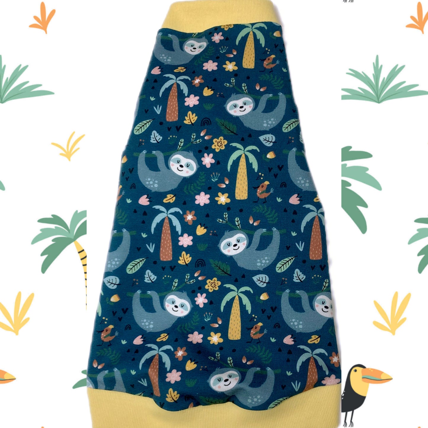 Best sphynx cat and kitten summer clothes. Sphynx and hairless cat shirts, sweaters and clothes.