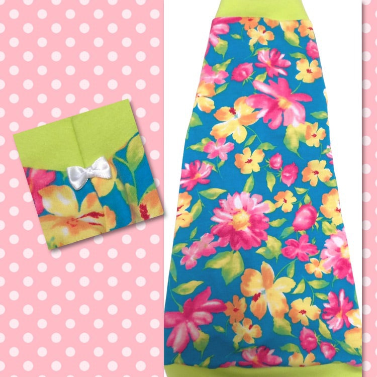Feels like a floral explosion in a beautiful, 100% cotton knit. Nudie Patooties sphynx cat clothes