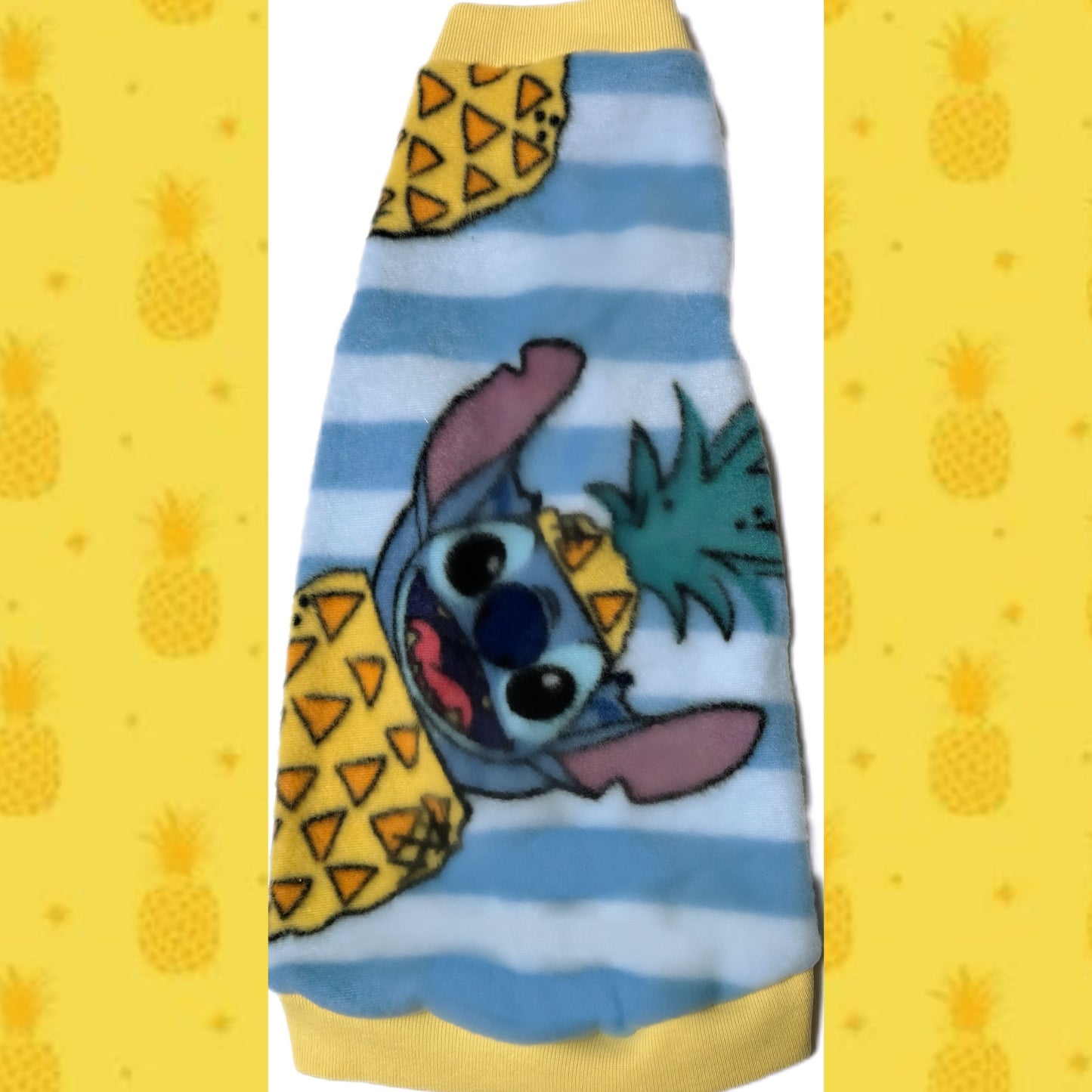 Best sphynx cat fleece clothes, shirts and swag. 