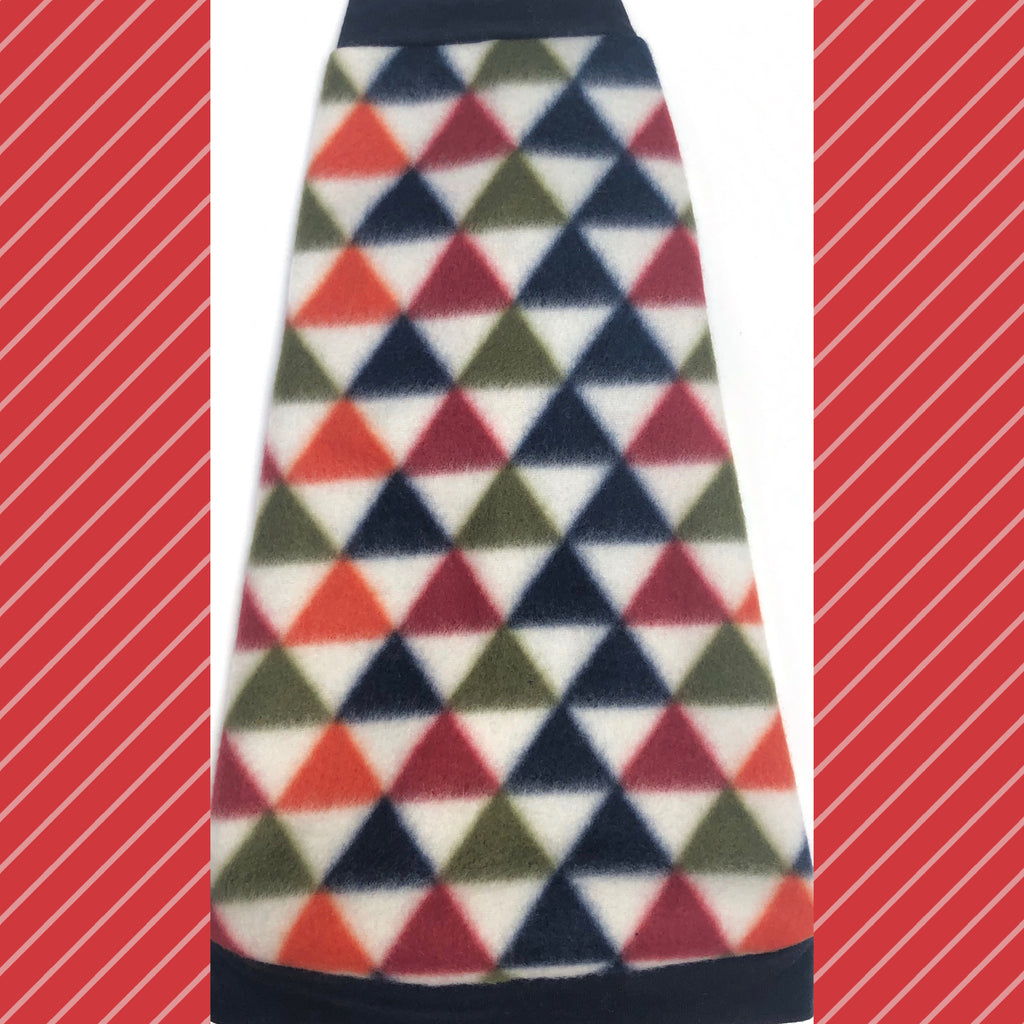 A White and Colorful Triangle Fleece "Acute Triangle"