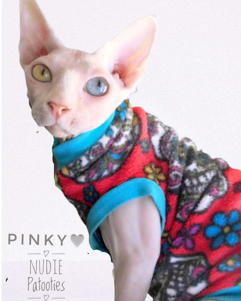 Sphynx cat and kitten warm and soft fleece shirt.  Sphynx cat clothes.